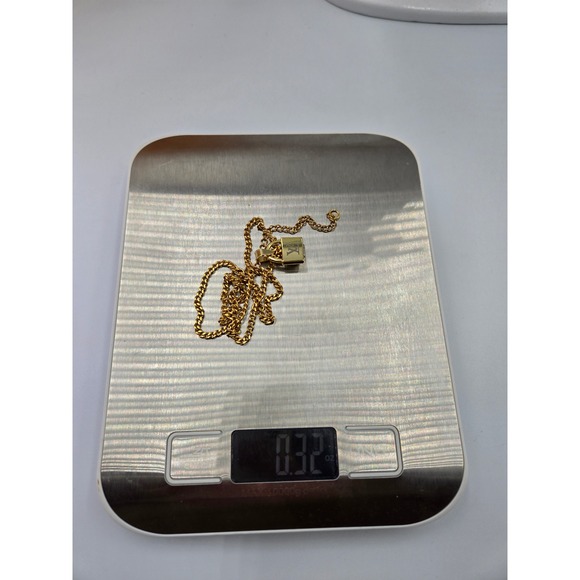 Louis Vuitton charm on 18k gold plated chain - Picture 7 of 7